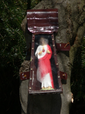 Kapliczka z figurą Jezusa na Gaikach